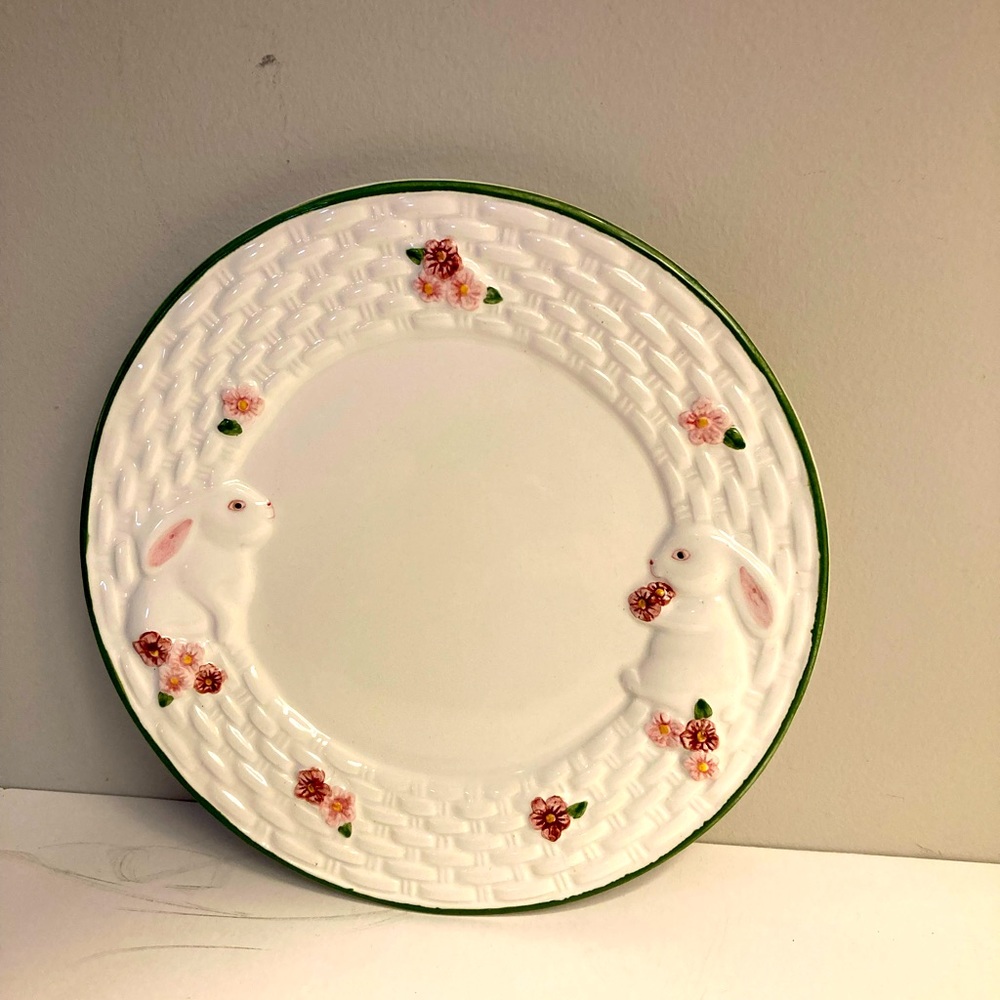 SPRINGTIME DESSERT PLATE